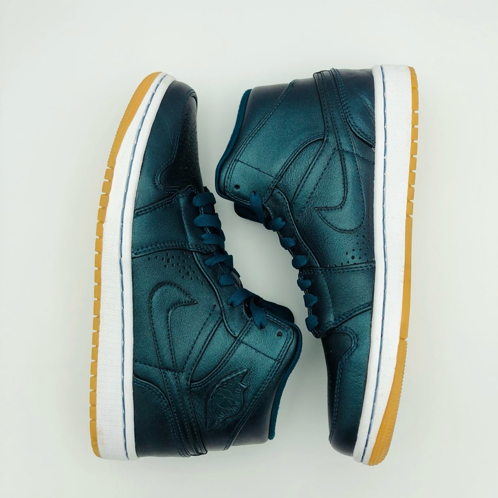 Nike Air Jordan 1 Mid Nouveau Men's Shoes 7.5 - Picture 2 of 8